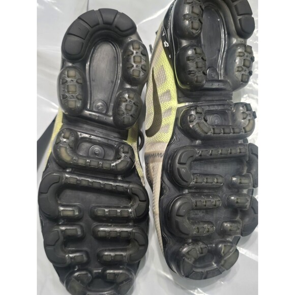Size 8.5 - Nike Air VaporMax 2019 Atmosphere Grey main image 4
